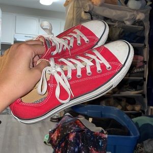 white converse poshmark